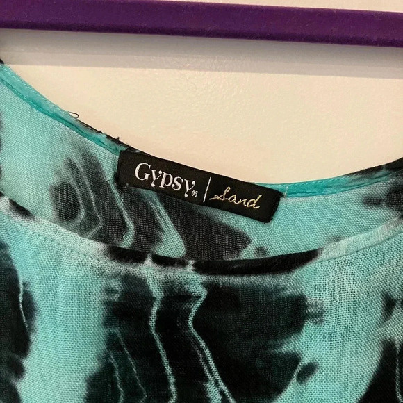 Gypsy 05 Crochet Trim Poncho - Picture 4 of 7